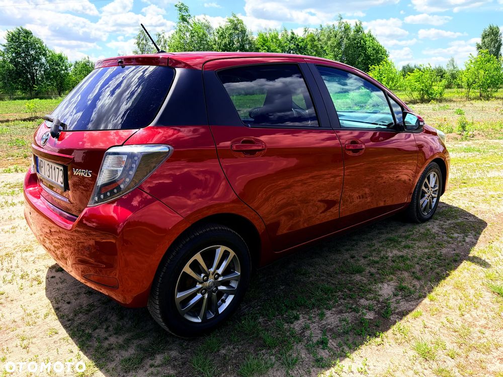 Toyota Yaris 1.33 Premium MS - 6