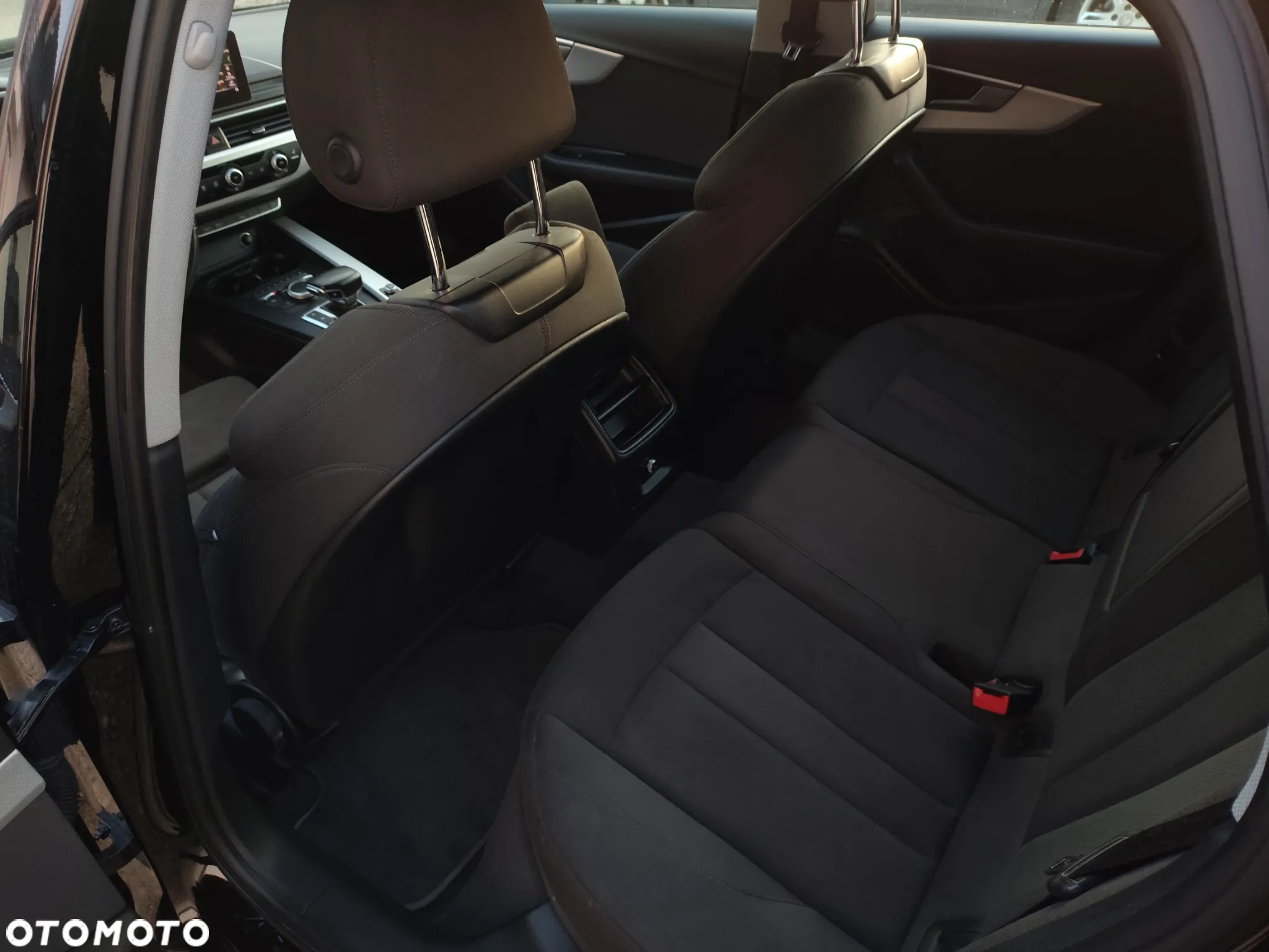 Audi A4 2.0 TDI Sport S tronic - 15