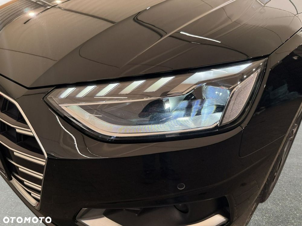 Audi A4 Limousine - 10