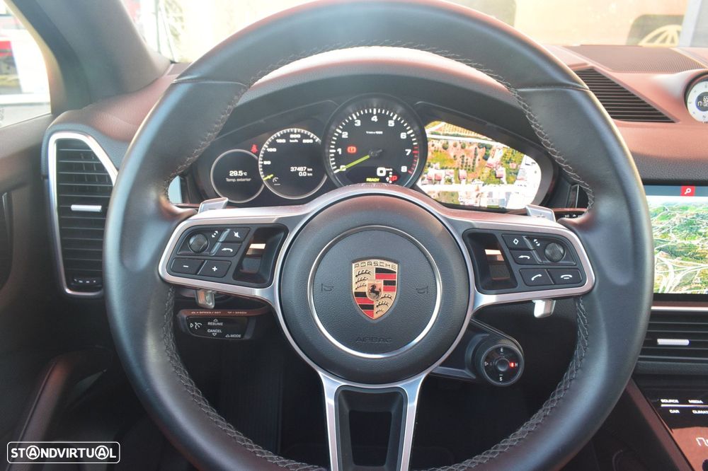 Porsche Cayenne E-Hybrid - 11