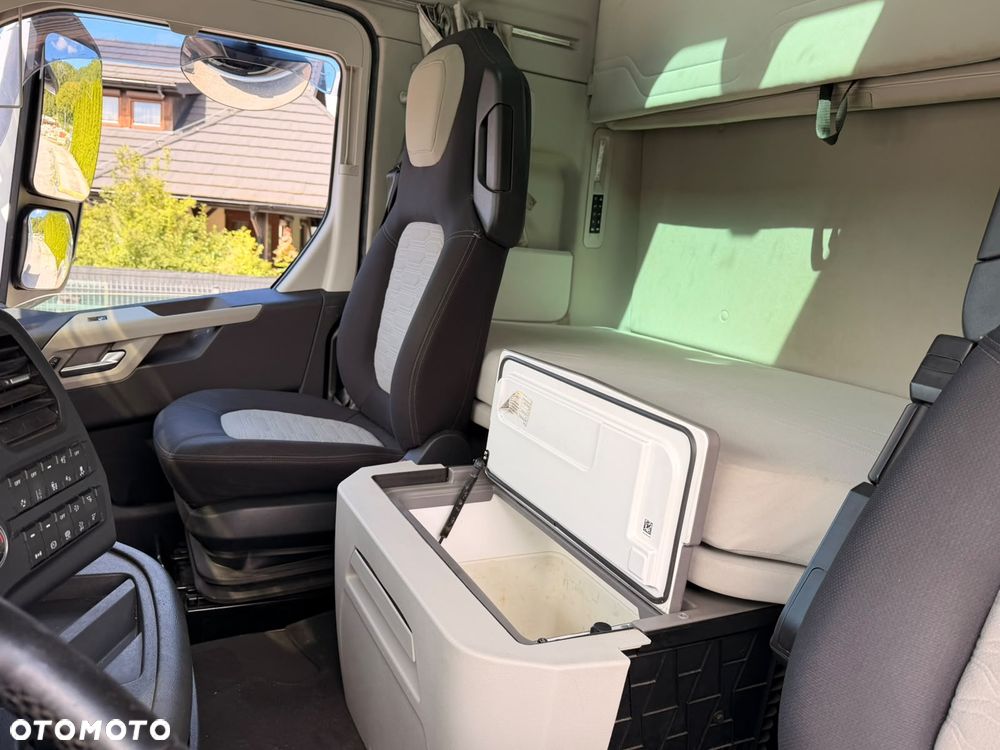 Ford V MAX 500 - 2