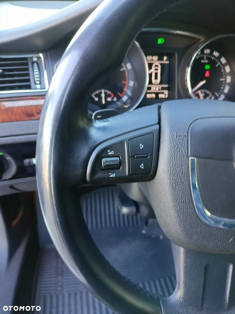 Skoda Superb 3.6 V6 4x4 DSG Elegance - 14