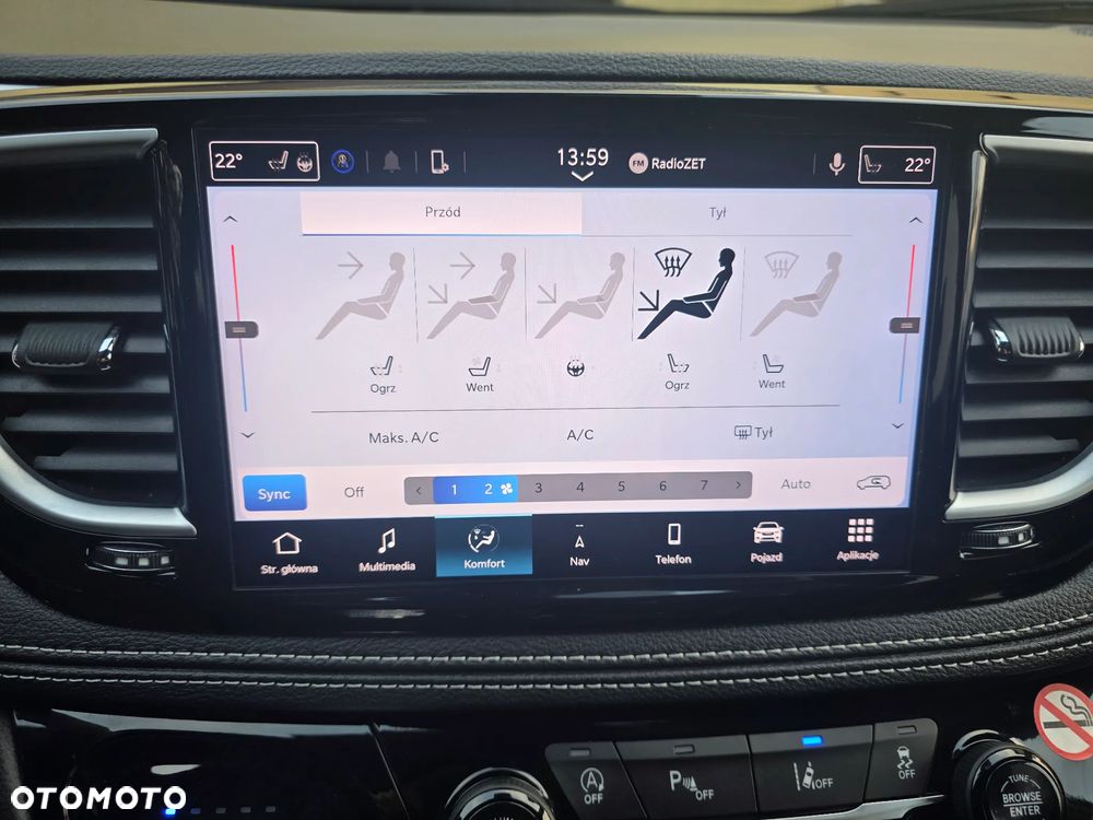 Chrysler Pacifica - 25