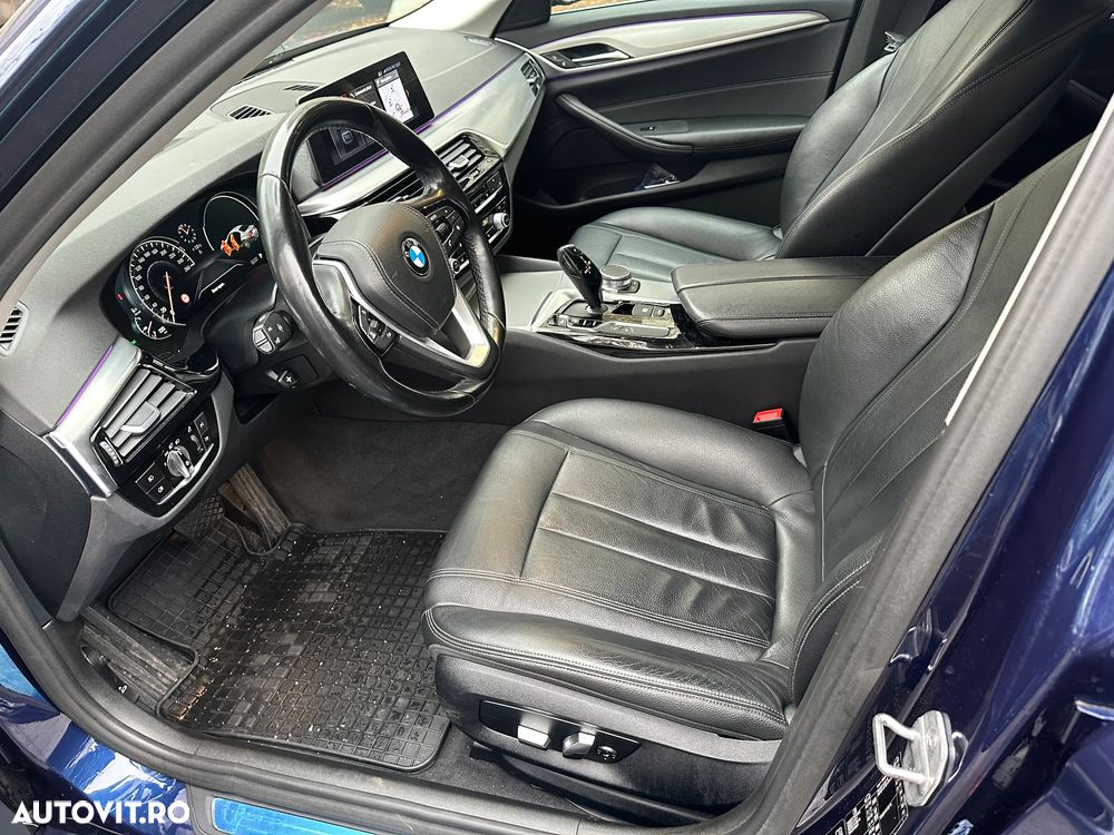 BMW Seria 5 520d xDrive AT - 2