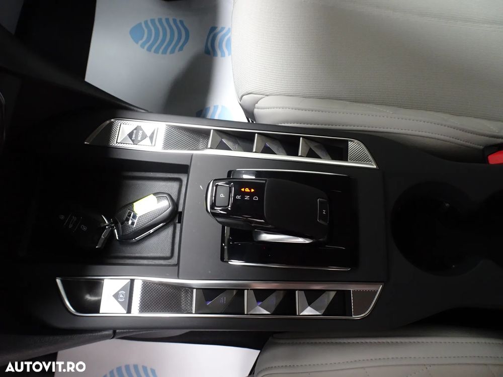 DS Automobiles DS 3 Crossback DS3 1.2 PureTech 130 S&S EAT8 Grand Chic - 25