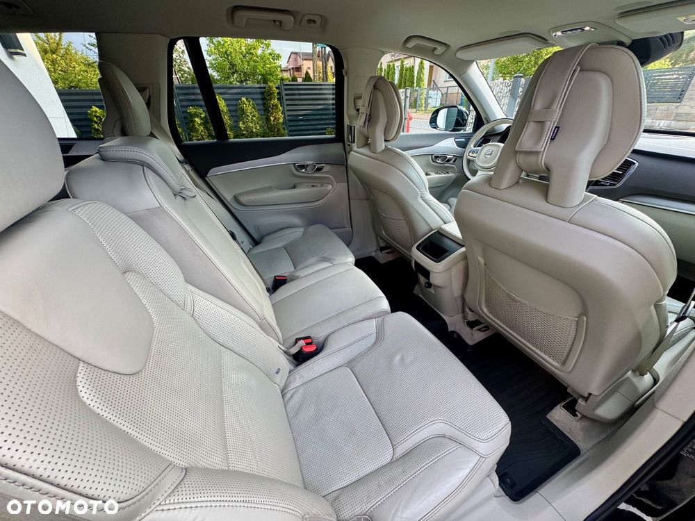 Volvo XC 90 D5 AWD Inscription - 17