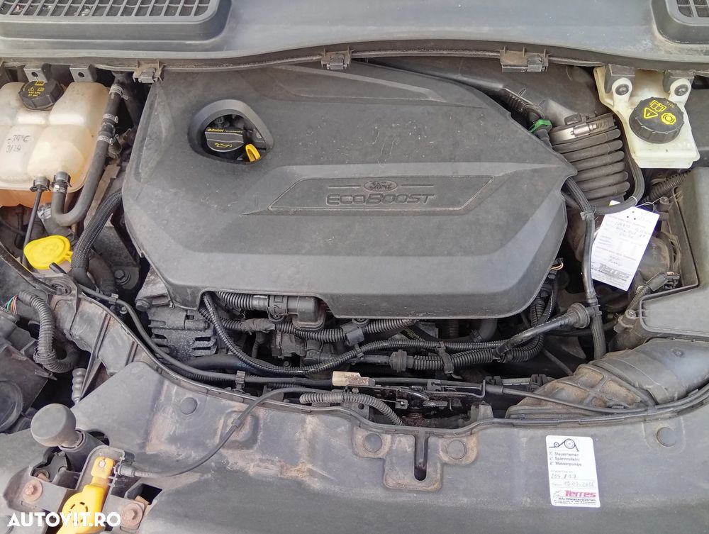 Ford Kuga 1.6 EcoBoost 2x4 Titanium - 13