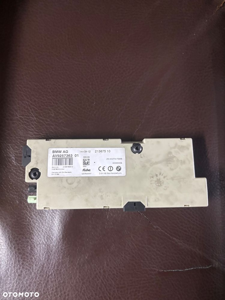 BMW F10 WZMACNIACZ ANTENOWY 9257363 - 1