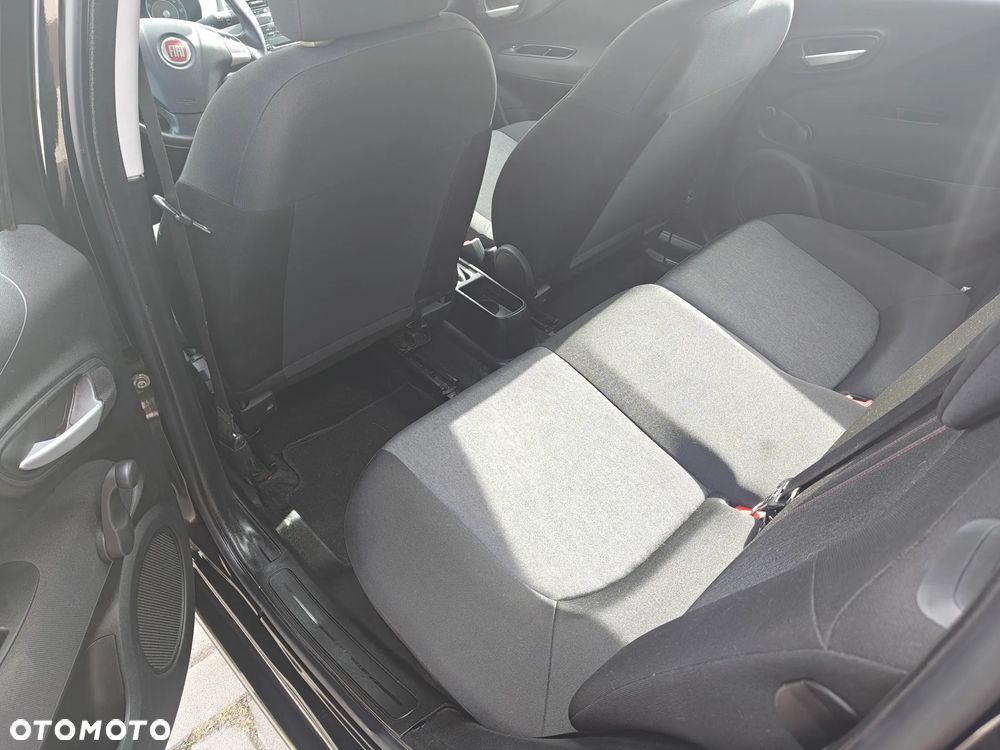 Fiat Punto 1.4 Easy S&S - 16