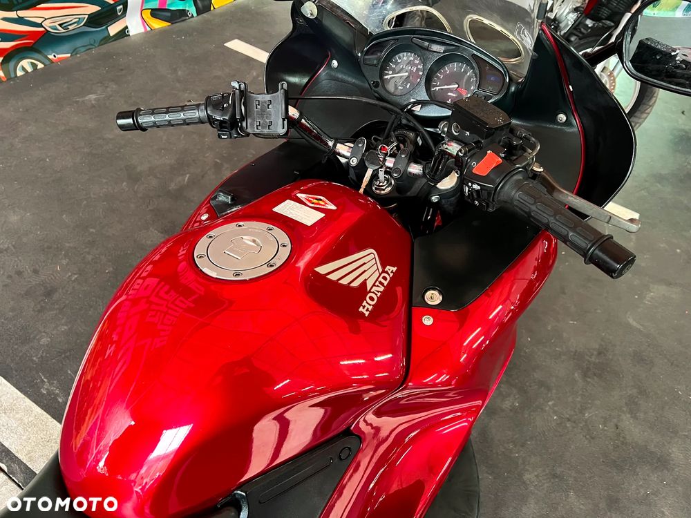 Honda NT - 13