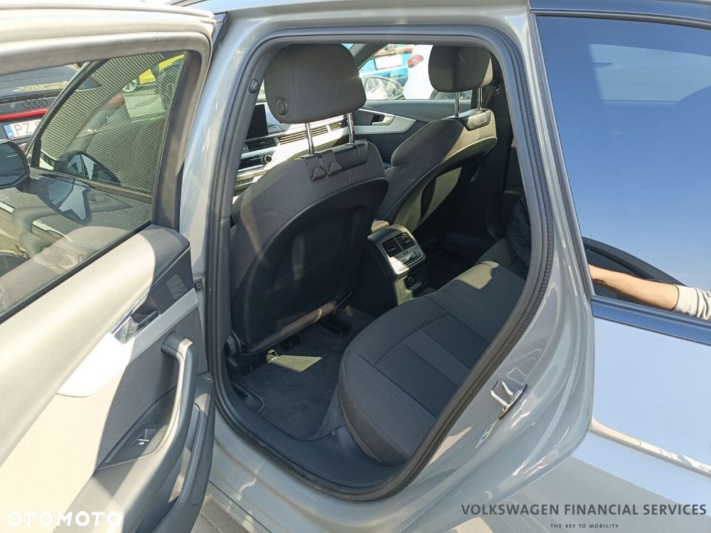 Audi A4 Avant 40 TFSI mHEV S Line S tronic - 13