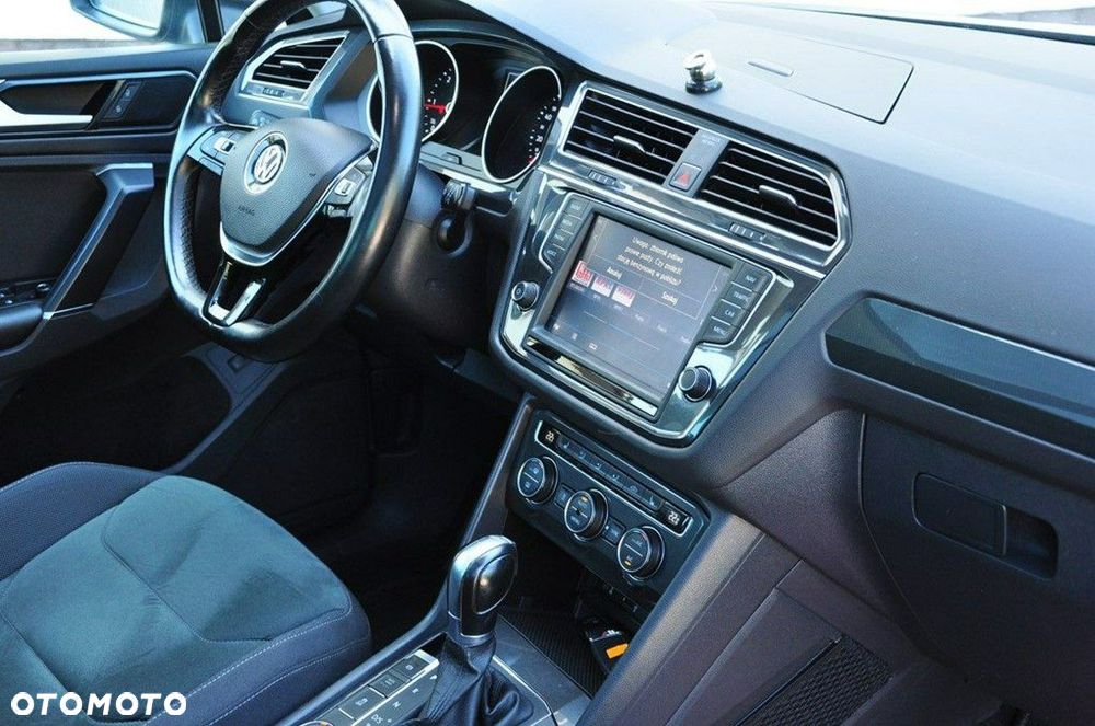Volkswagen Tiguan - 29