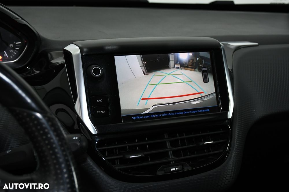 Peugeot 2008 PureTech 110 Stop&Start Crossway - 22