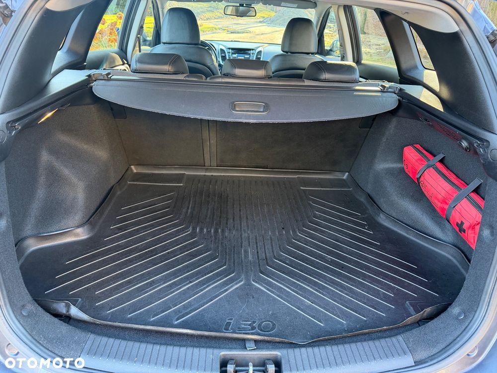 Hyundai i30 1.6 CRDI DCT Premium - 10