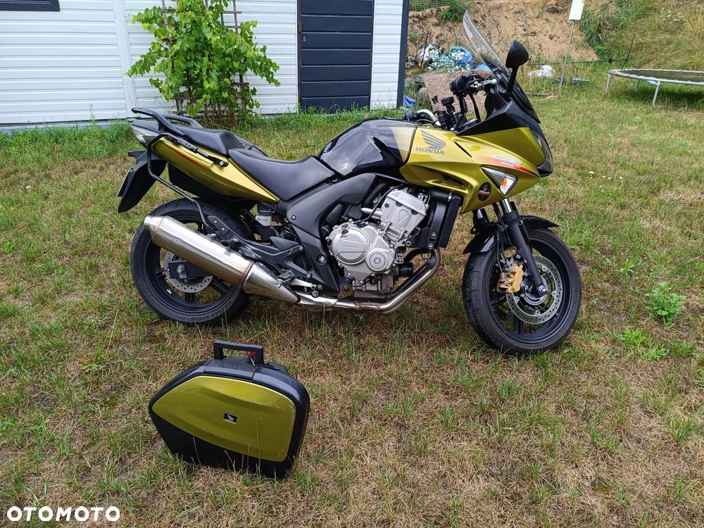 Honda CBF - 2