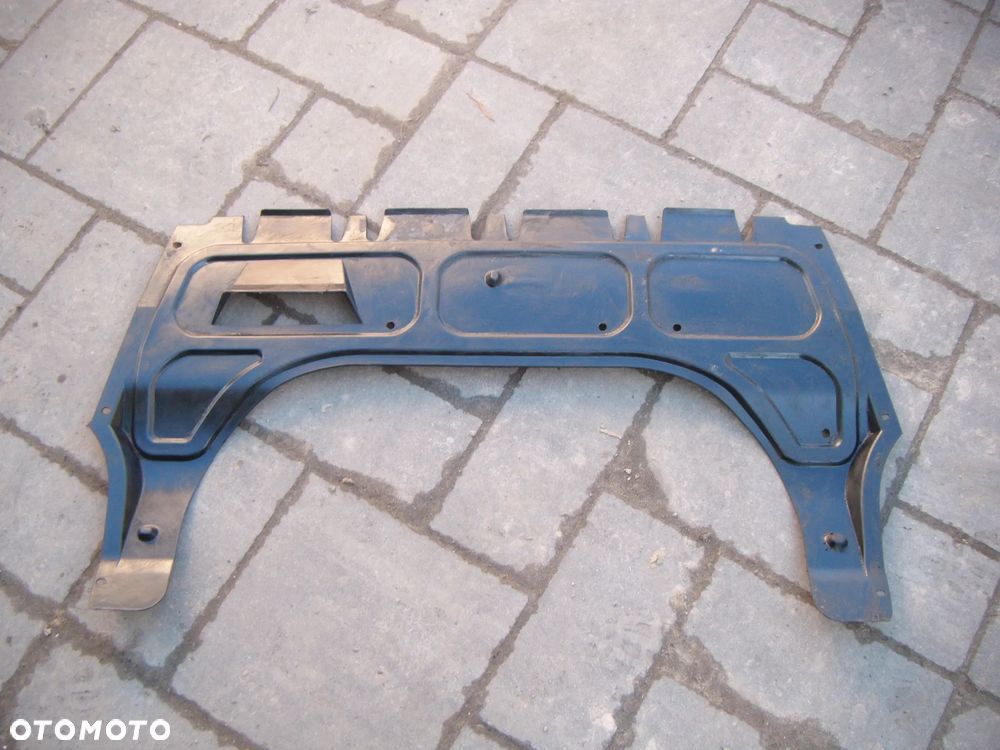 skoda roomster 10r plastikowa osłona pod silnik 6q0825237r - 3