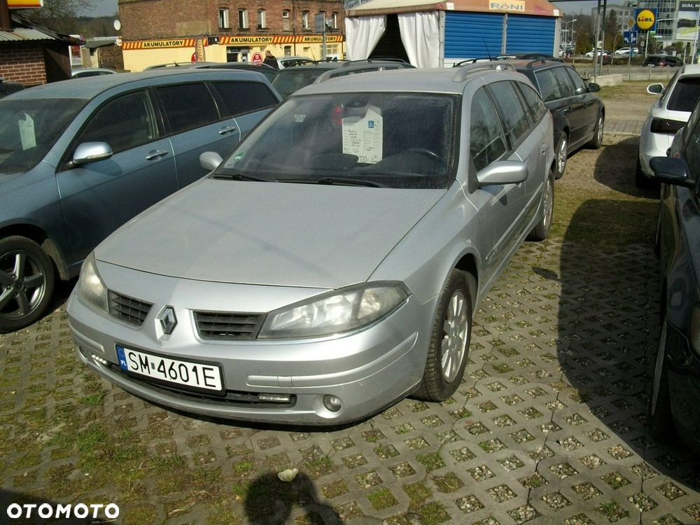Renault Laguna - 1