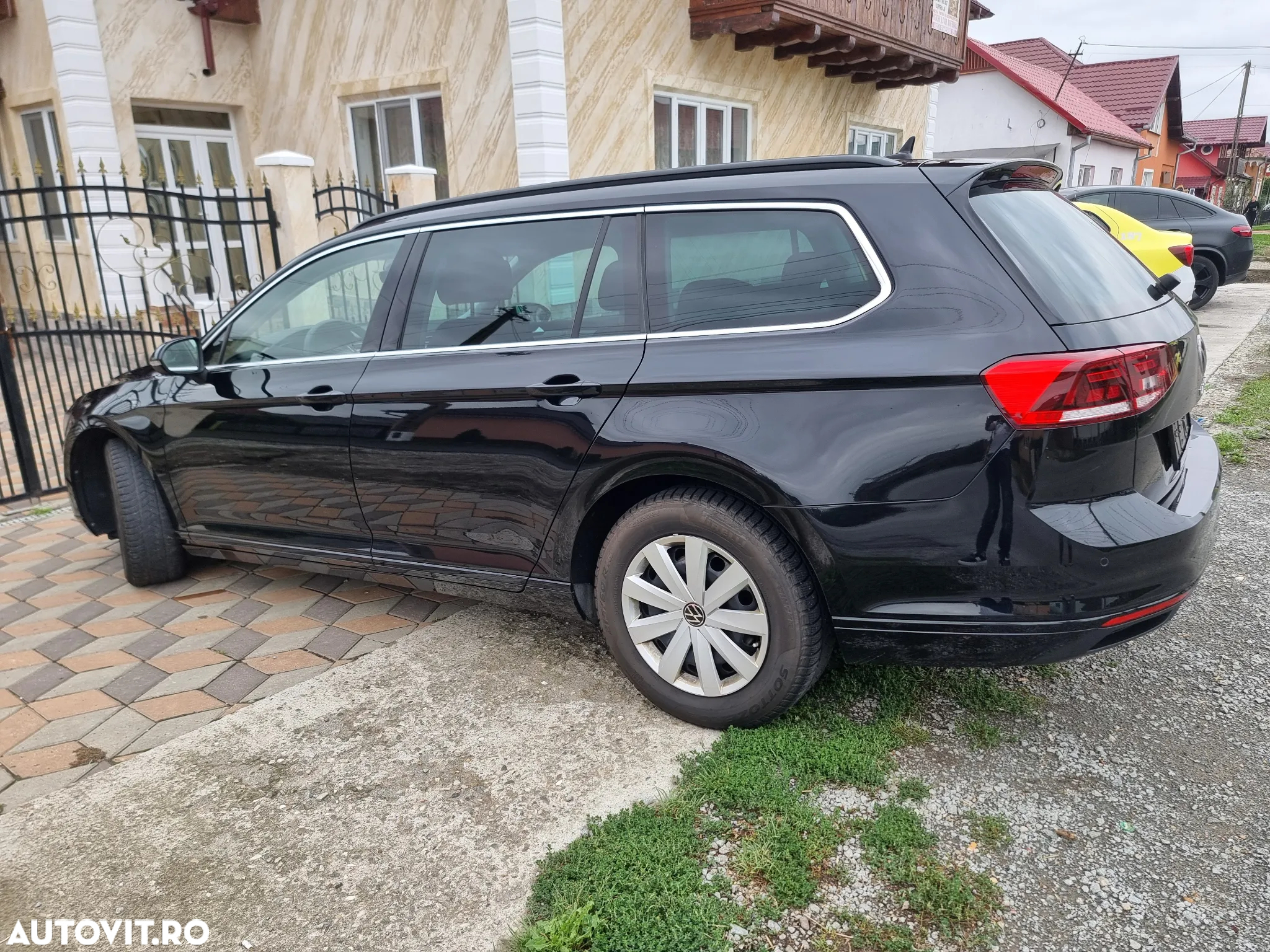 Volkswagen Passat Variant 2.0 TDI (BlueMotion Technology) Comfortline - 2