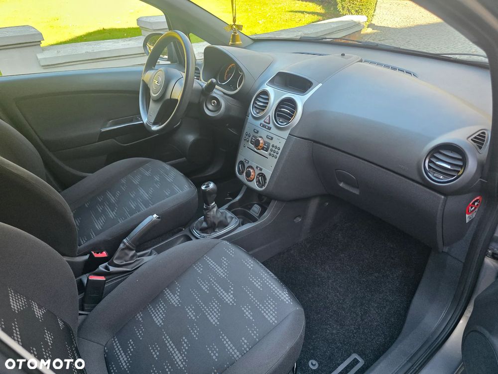 Opel Corsa 1.2 16V Enjoy - 20