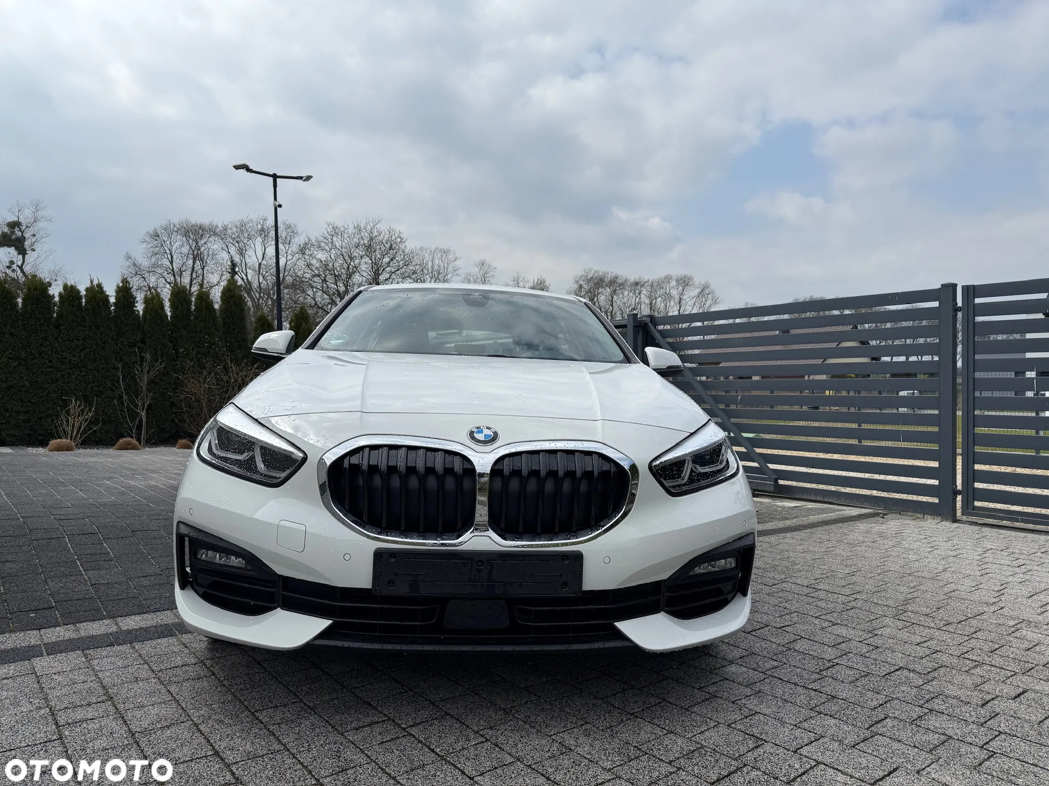 BMW Seria 1 120i Advantage - 9