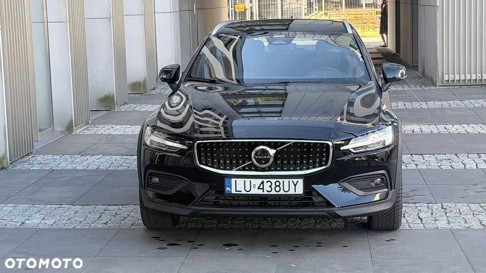 Volvo V60 Cross Country B5 B AWD Plus - 5