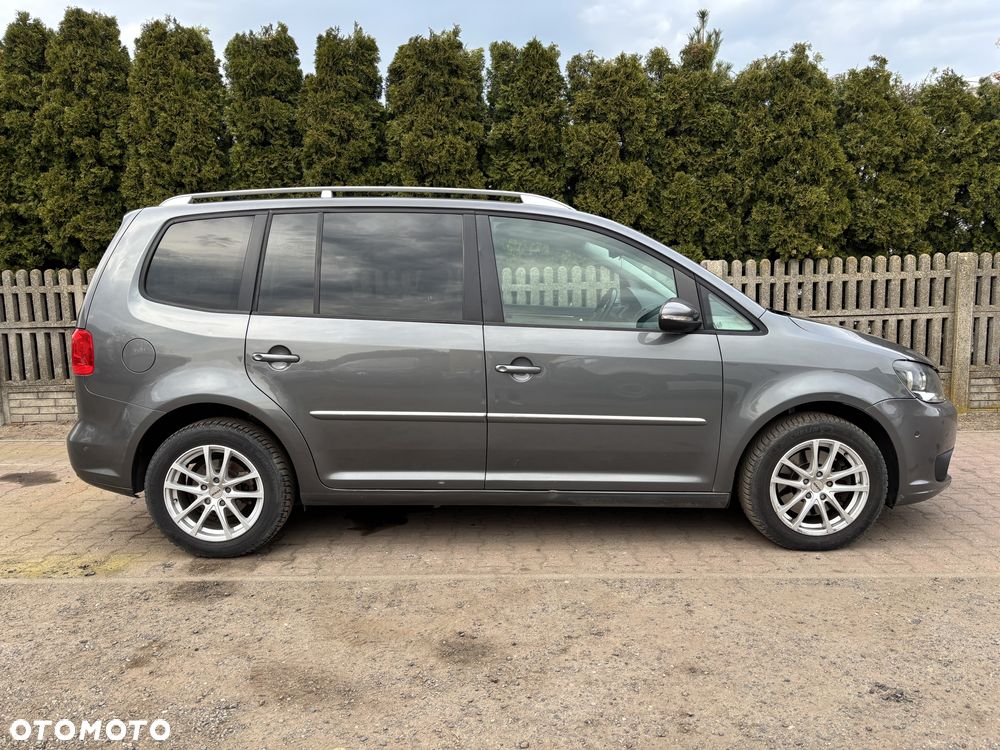Volkswagen Touran - 6