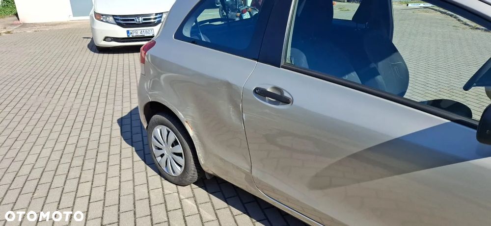 Toyota Yaris - 3