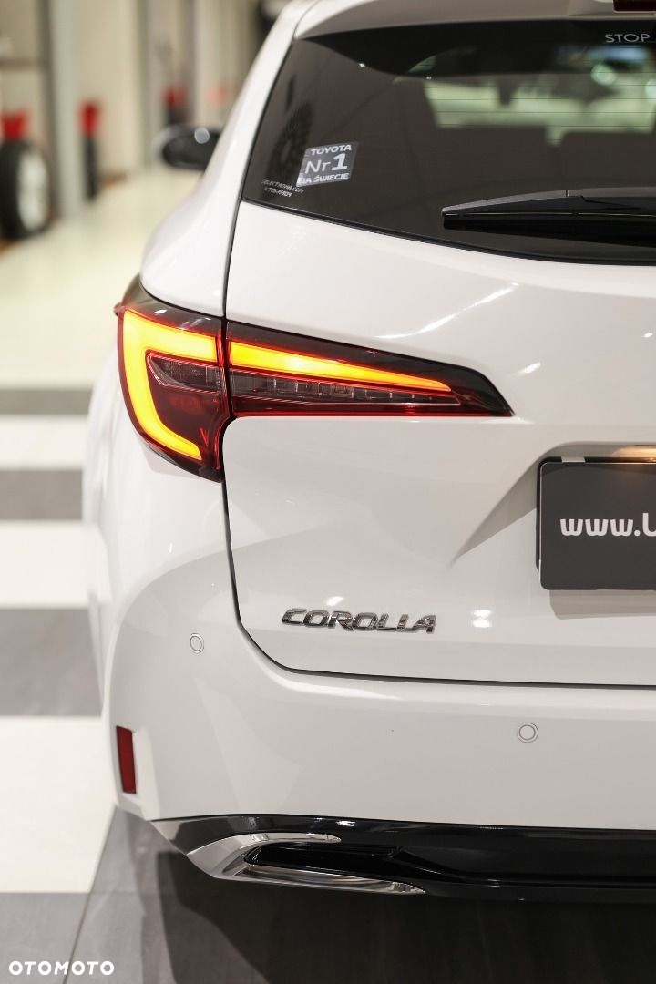 Toyota Corolla - 27