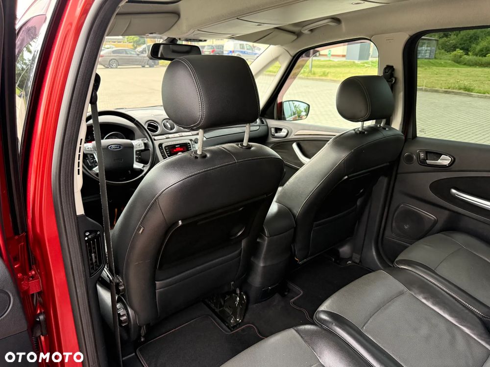 Ford Galaxy 2.0 TDCi Ghia - 23