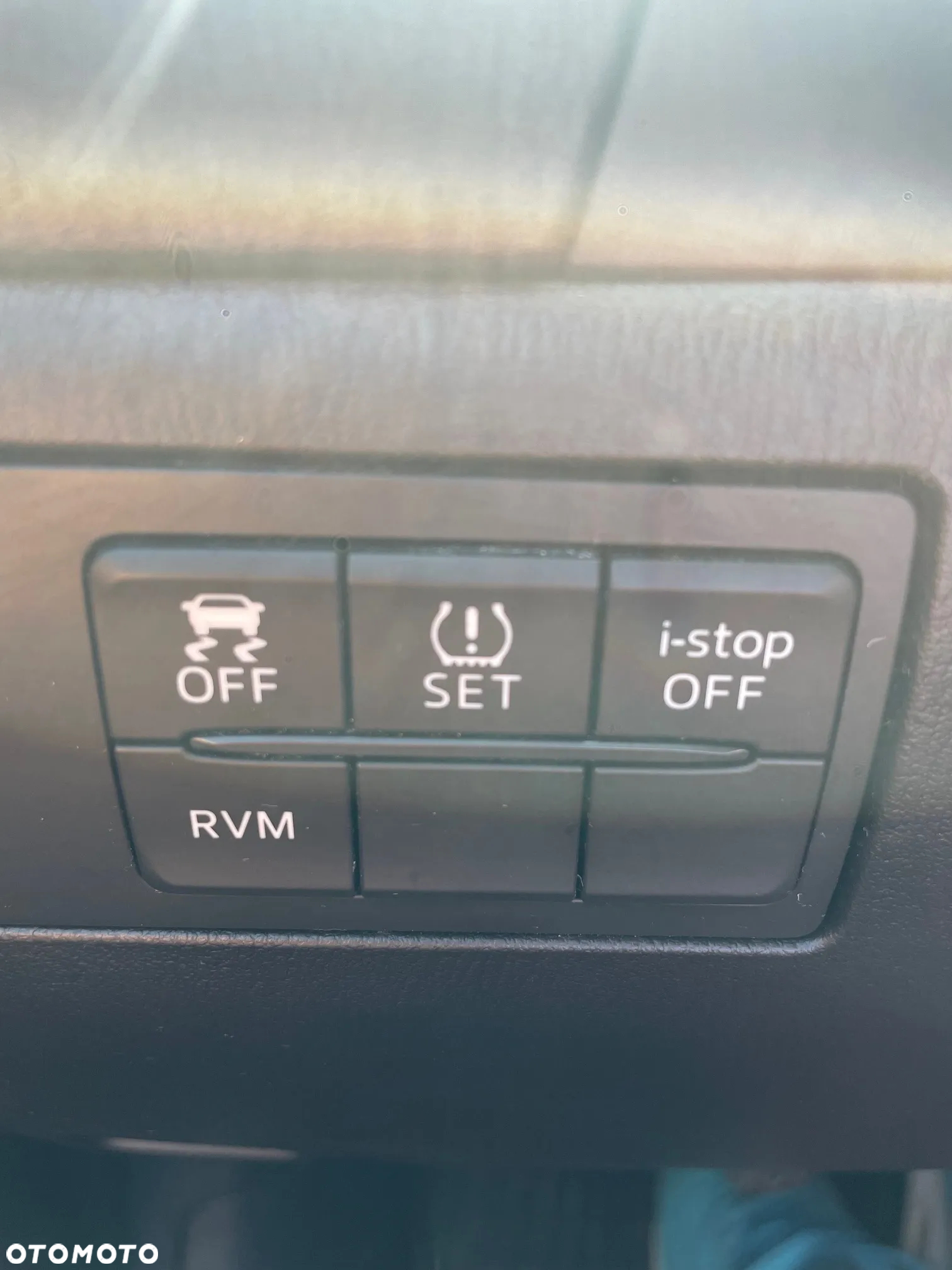 Mazda 3 SKYACTIV-G 120 KIZOKU - 16