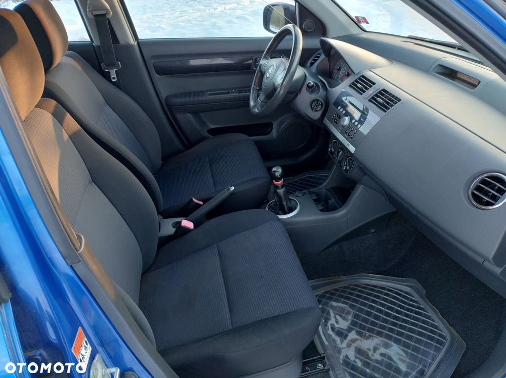 Suzuki Swift 1.3 GS / Premium 4WD - 28