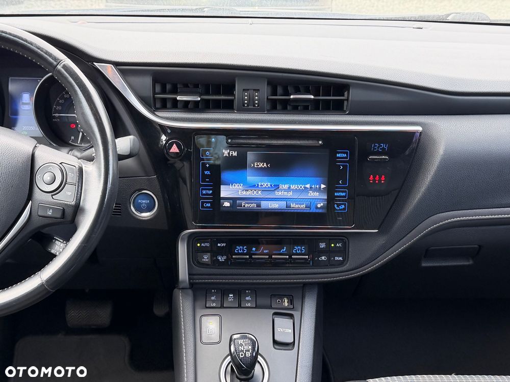 Toyota Auris - 28