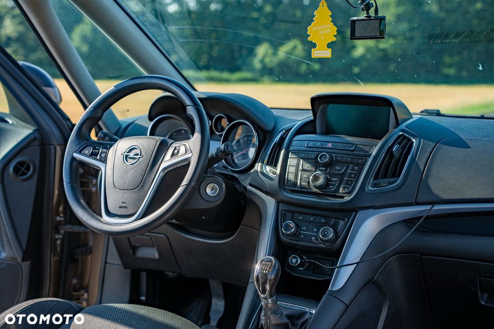 Opel Zafira 2.0 CDTI Cosmo - 8