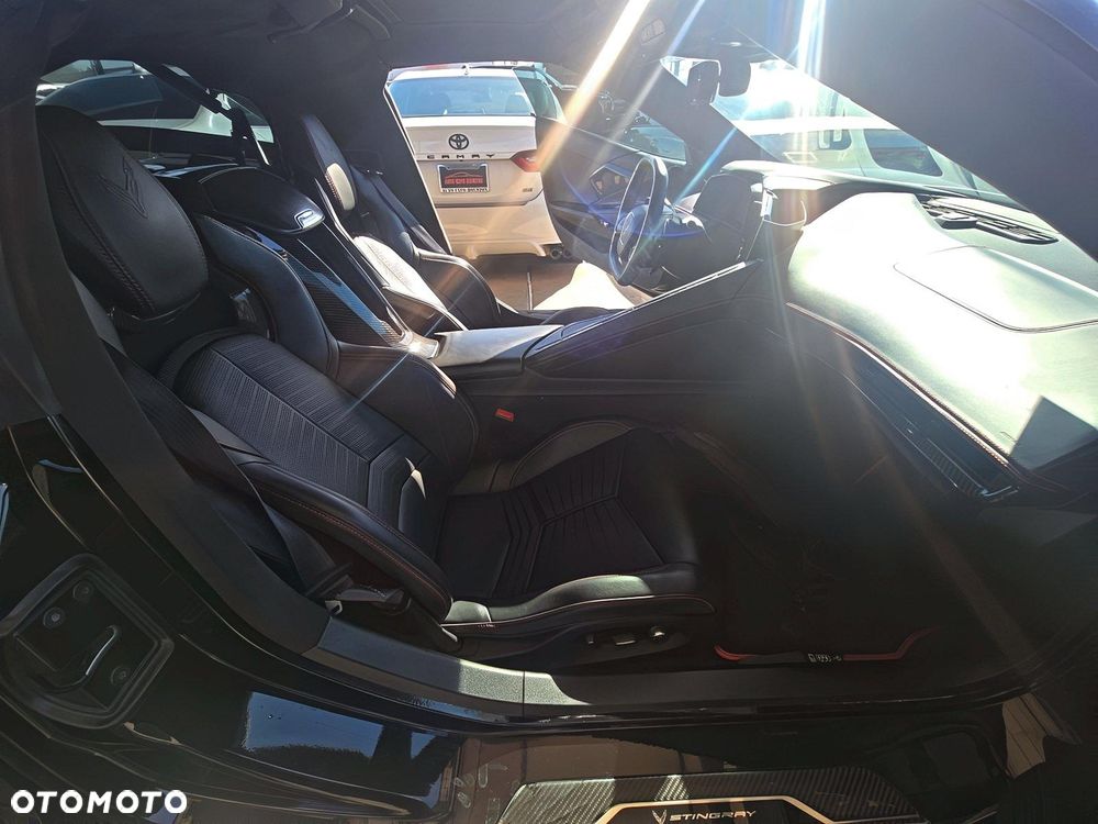 Chevrolet Corvette Stingray 3LT 6.2 V8 Automatik - 8