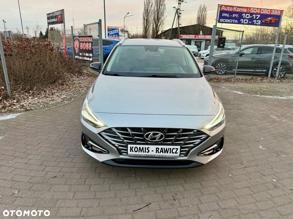 Hyundai i30 1.5 T-GDI 48V-Hybrid Advantage - 2