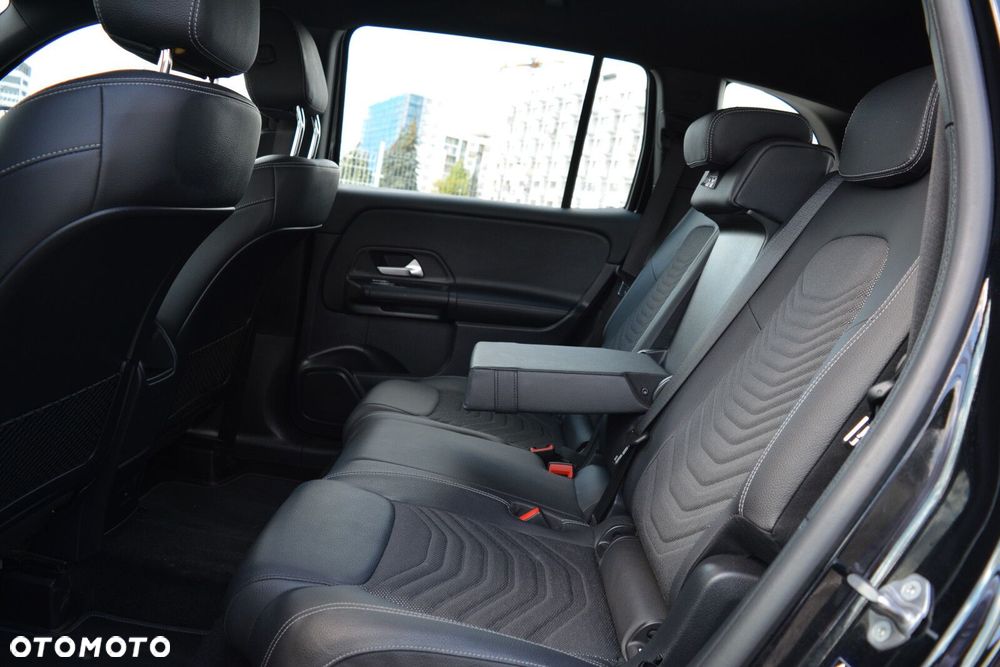 Mercedes-Benz GLB 200 Style 7G-DCT - 23