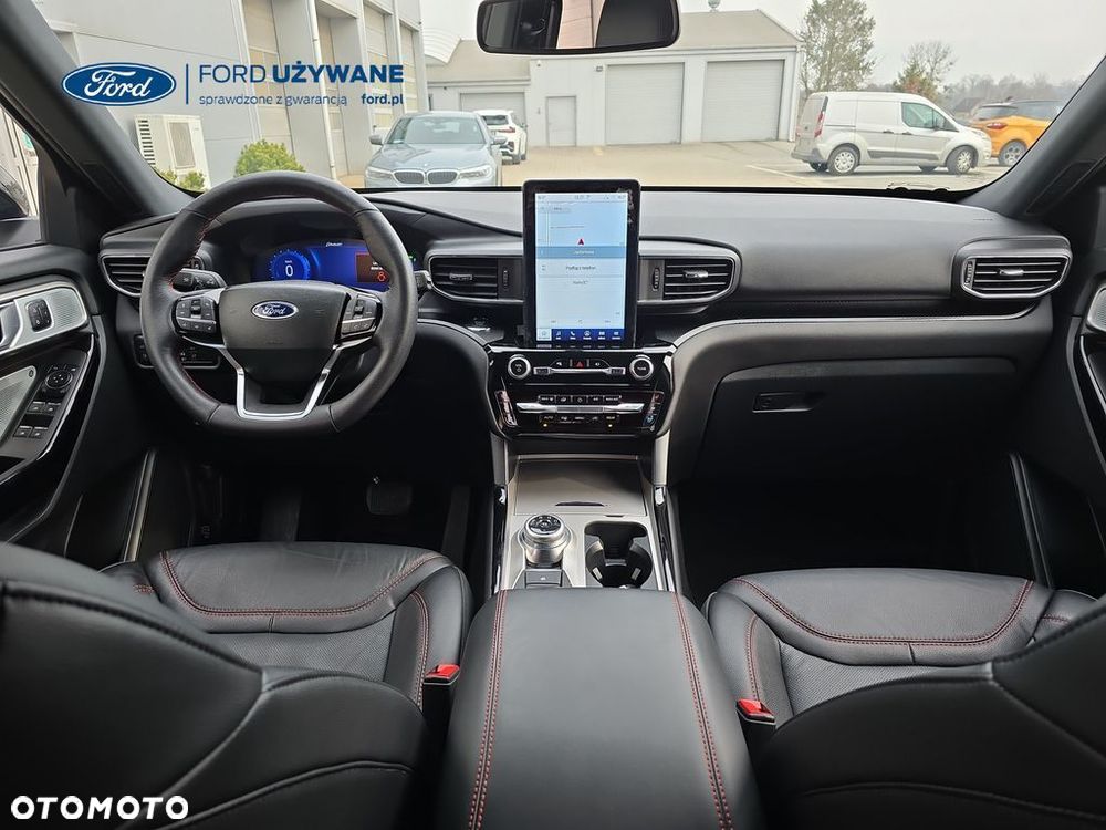 Ford Explorer - 24