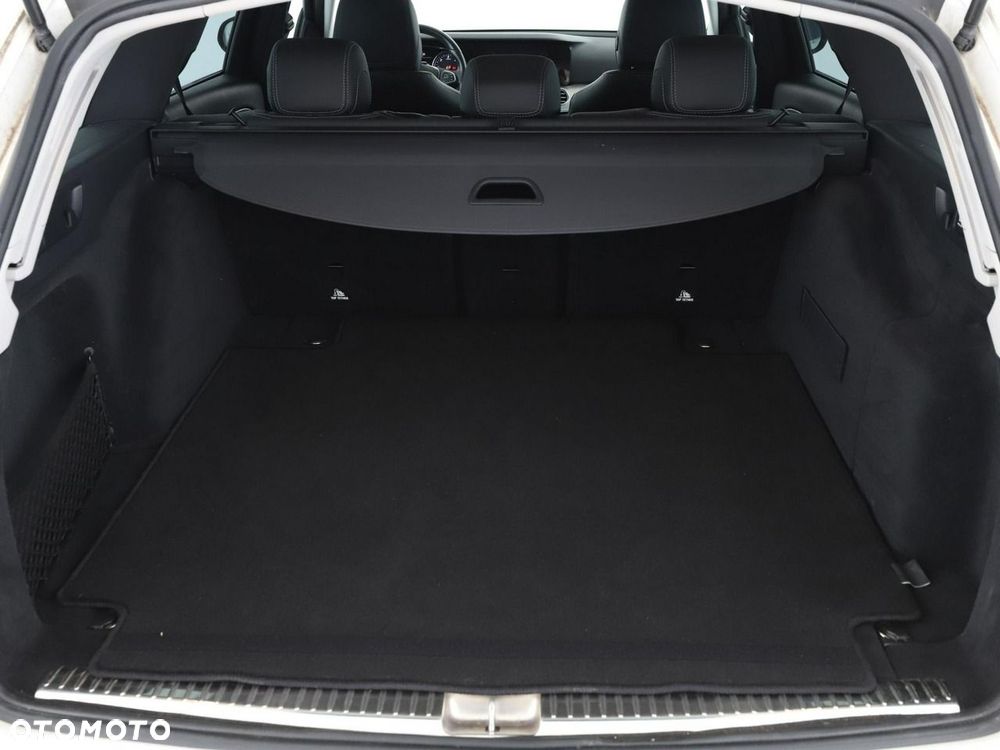 Mercedes-Benz Klasa E 220 d Avantgarde - 21