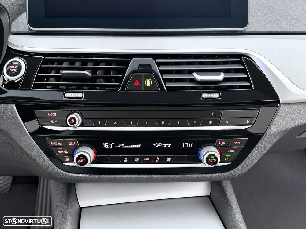 BMW 520 e Line Luxury - 35