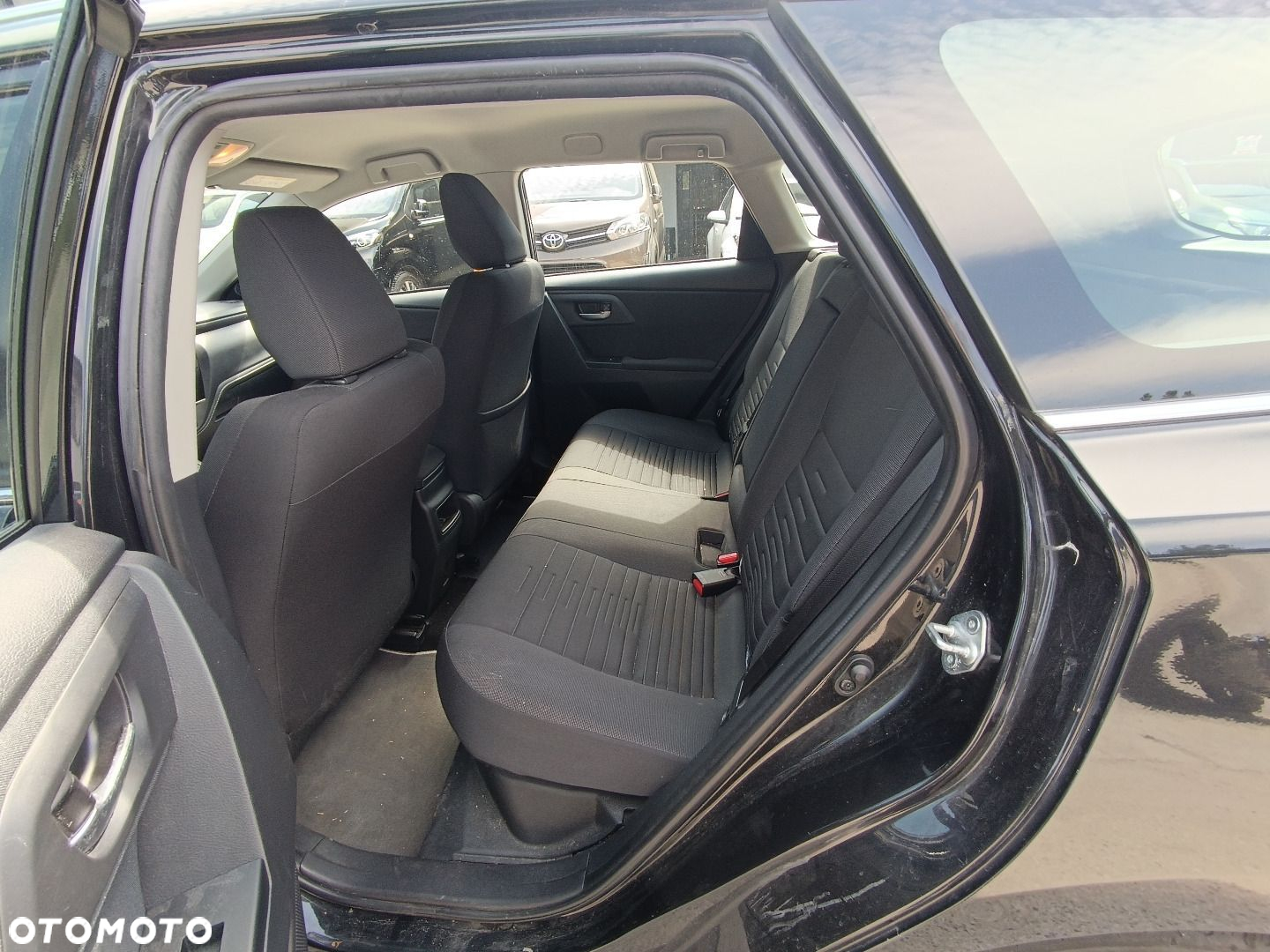 Toyota Auris - 9