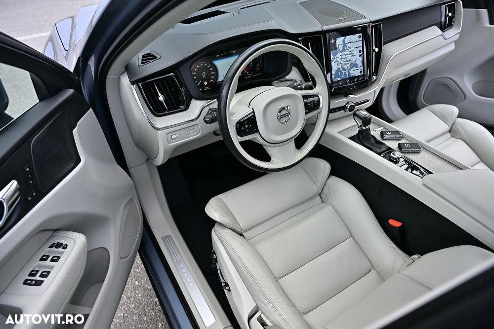 Volvo XC 60 T5 AWD Geartronic Inscription - 1