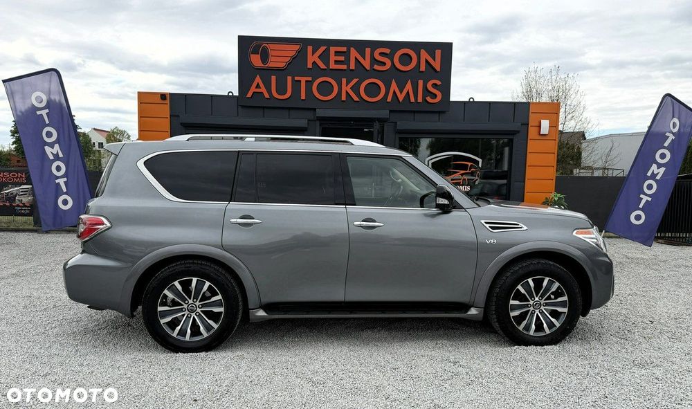 Nissan Armada - 5
