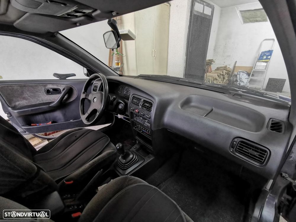 Nissan Primera Hatchback 1.6 LX + - 22