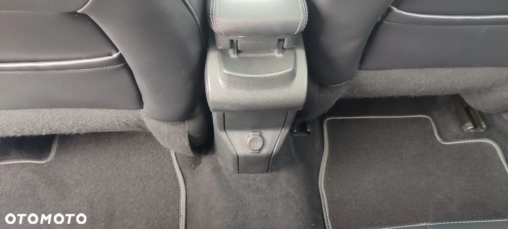 Peugeot 2008 PureTech 110 Stop&Start EAT6 Crossway - 21