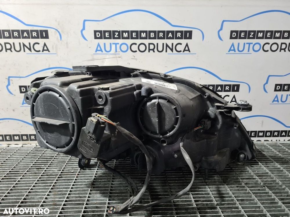Far Stanga Mercedes ML W164 Facelift 2008 - 2011 SUV 4 Usi (1072) Fara xenon - 2
