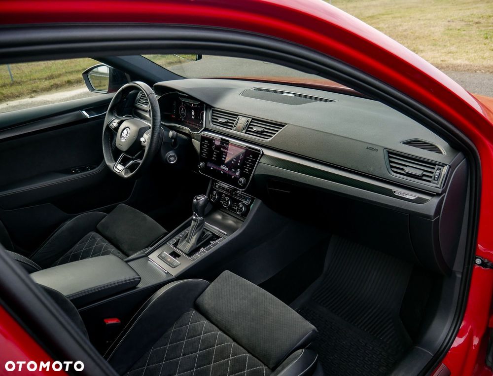 Skoda Superb 1.4 TSI Plug-In Hybrid Sportline DSG - 9