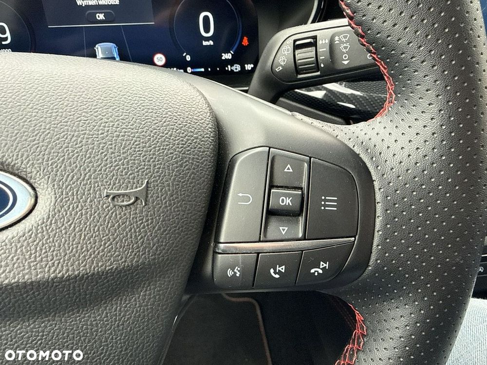 Ford Focus - 13