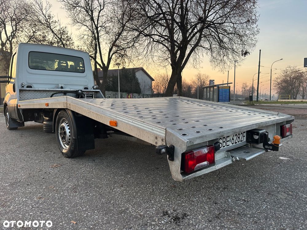 Iveco DAILY 35S17 3.0 170KM bez AdBLUE - 2