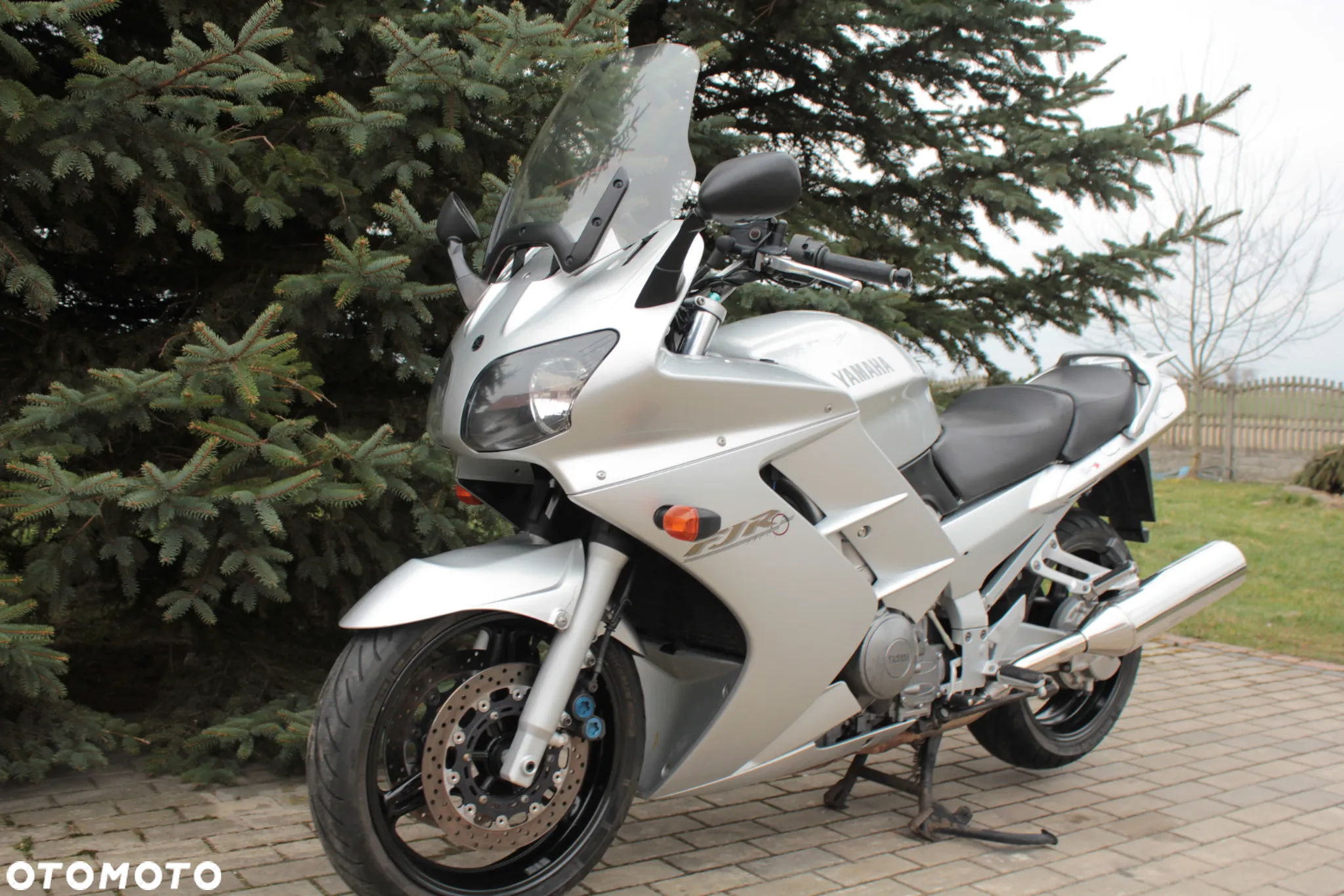 Yamaha FJR - 3