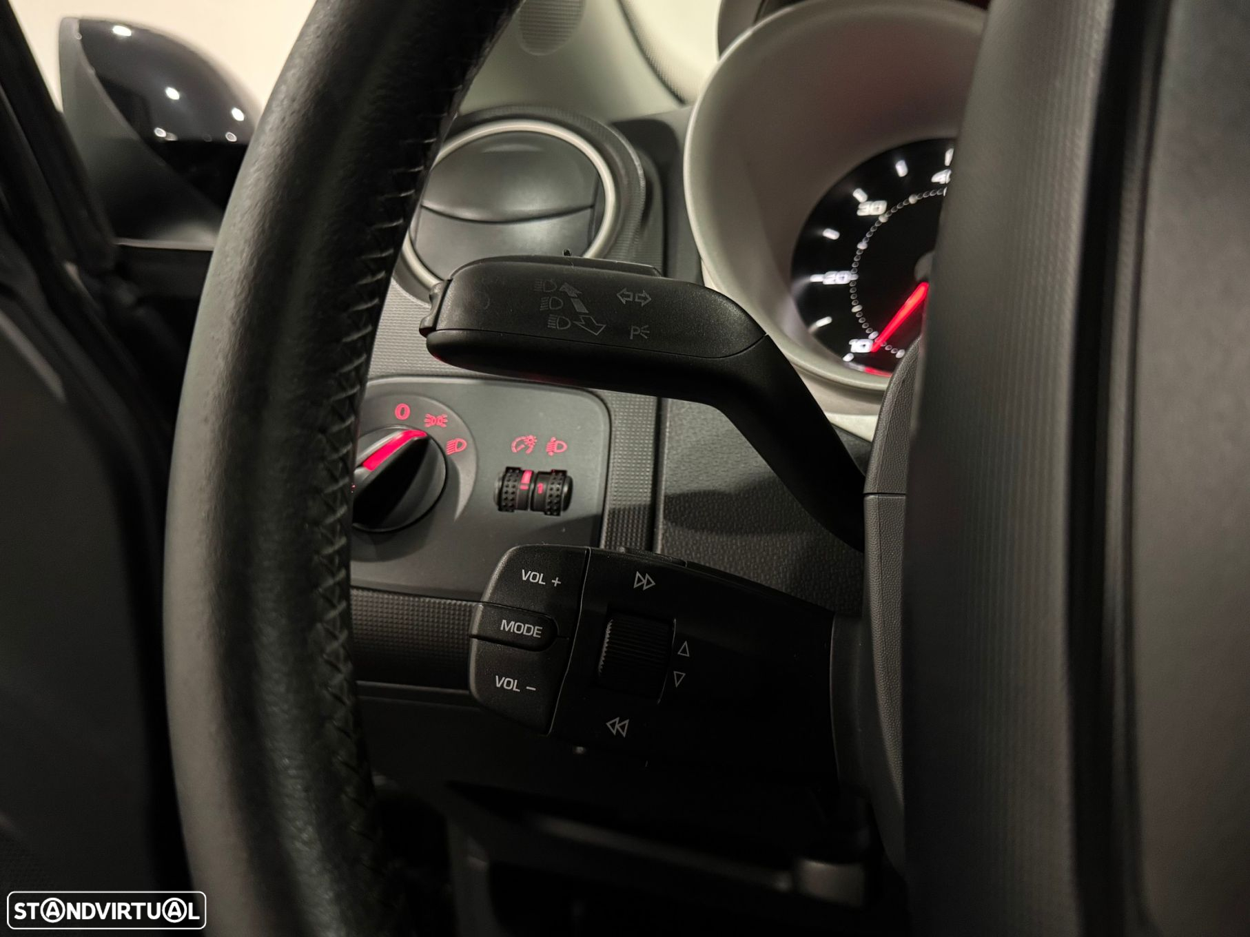 SEAT Ibiza SC 1.2 TDi Sport DPF - 10